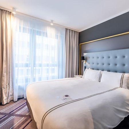 Premier Inn Darmstadt City Centre Bagian luar foto