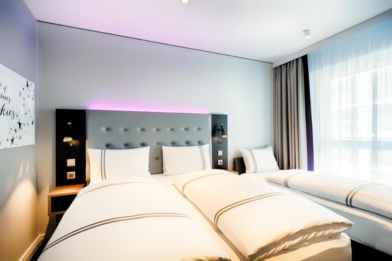 Premier Inn Darmstadt City Centre Bagian luar foto