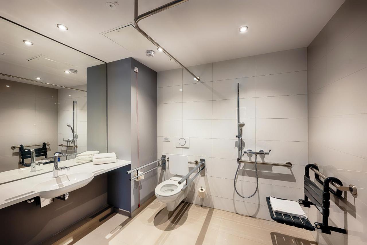 Premier Inn Darmstadt City Centre Bagian luar foto