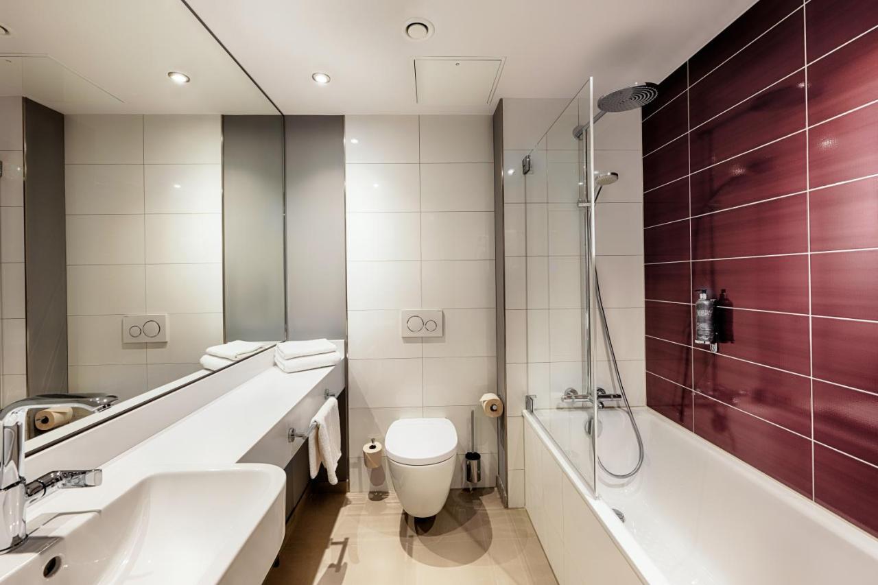 Premier Inn Darmstadt City Centre Bagian luar foto