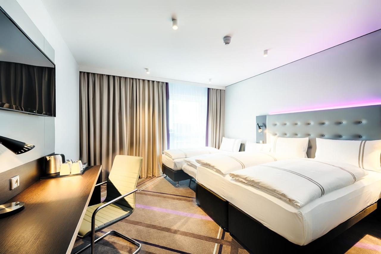 Premier Inn Darmstadt City Centre Bagian luar foto